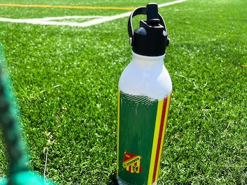 Bidon sportowy: Twój wierny towarzysz na siłowni i na trasie! 